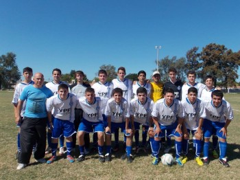 07/09/2022 EL DEFENSOR MOLLENSE BUSCA EL CLAUSURA EN ADEA