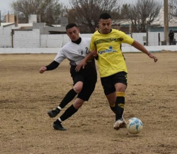 07/09/2022 EL DEFENSOR MOLLENSE BUSCA EL CLAUSURA EN ADEA